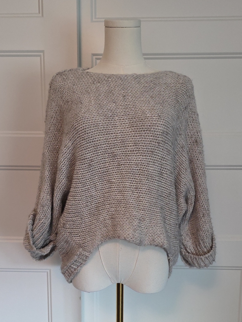 Off-the-Shoulder Chunky Knit Sweater - Light Gray